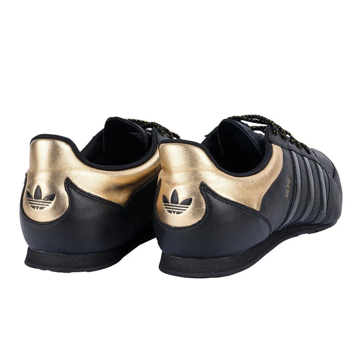 Adidas Iru 2 Low-Top Sneakers Smooth Leather Black Colour For Women